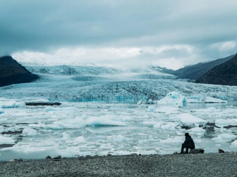 Bu Kadar Emek Verdim, Bırakamam" — Batık Maliyet Yanılgısı - Hülya Konar | FonksiyonelYasam.com