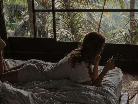 Tatilde Neden Hasta Olursunuz? Leisure Sickness’ten Klima Çarpmasına Bilmeniz Gerekenler Leisure Sickness - Tatil Hastalığı | Fonksiyonel Yaşam